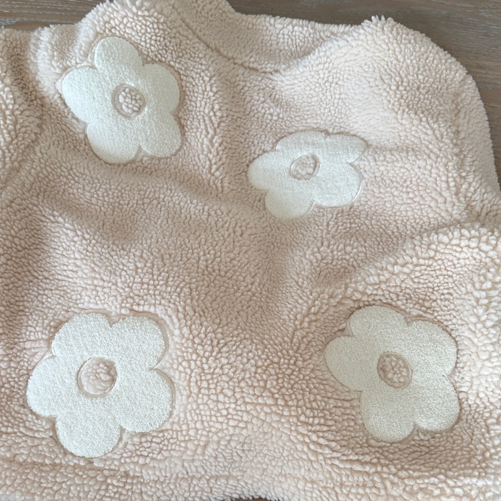 Mark Edward’s Floral Fleece Teddy Jacket - Picture 7 of 7